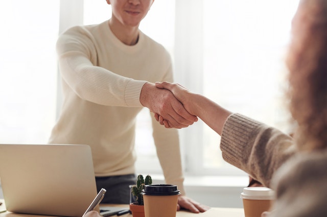 Negotiation Techniques for Closing Business Deals