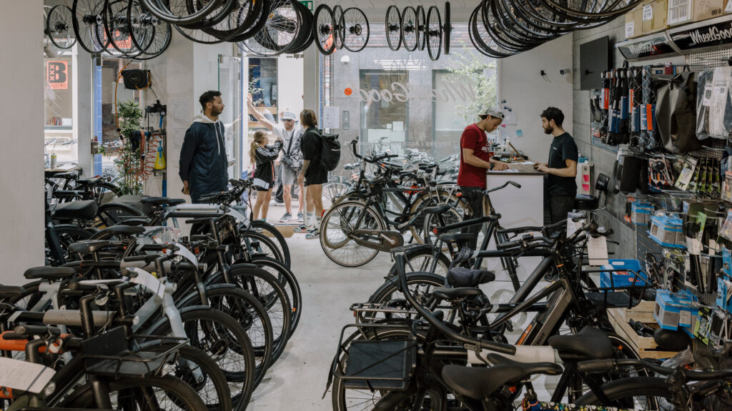 VanMoof Acquired by Lavoie for Tens of Millions of Euros